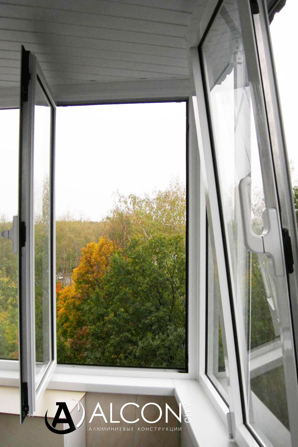 Поворотно-откидные алюминиевые окна в Коврове